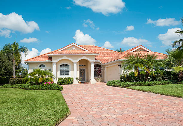 Best Commercial Driveway Pavers  in Giddings, TX